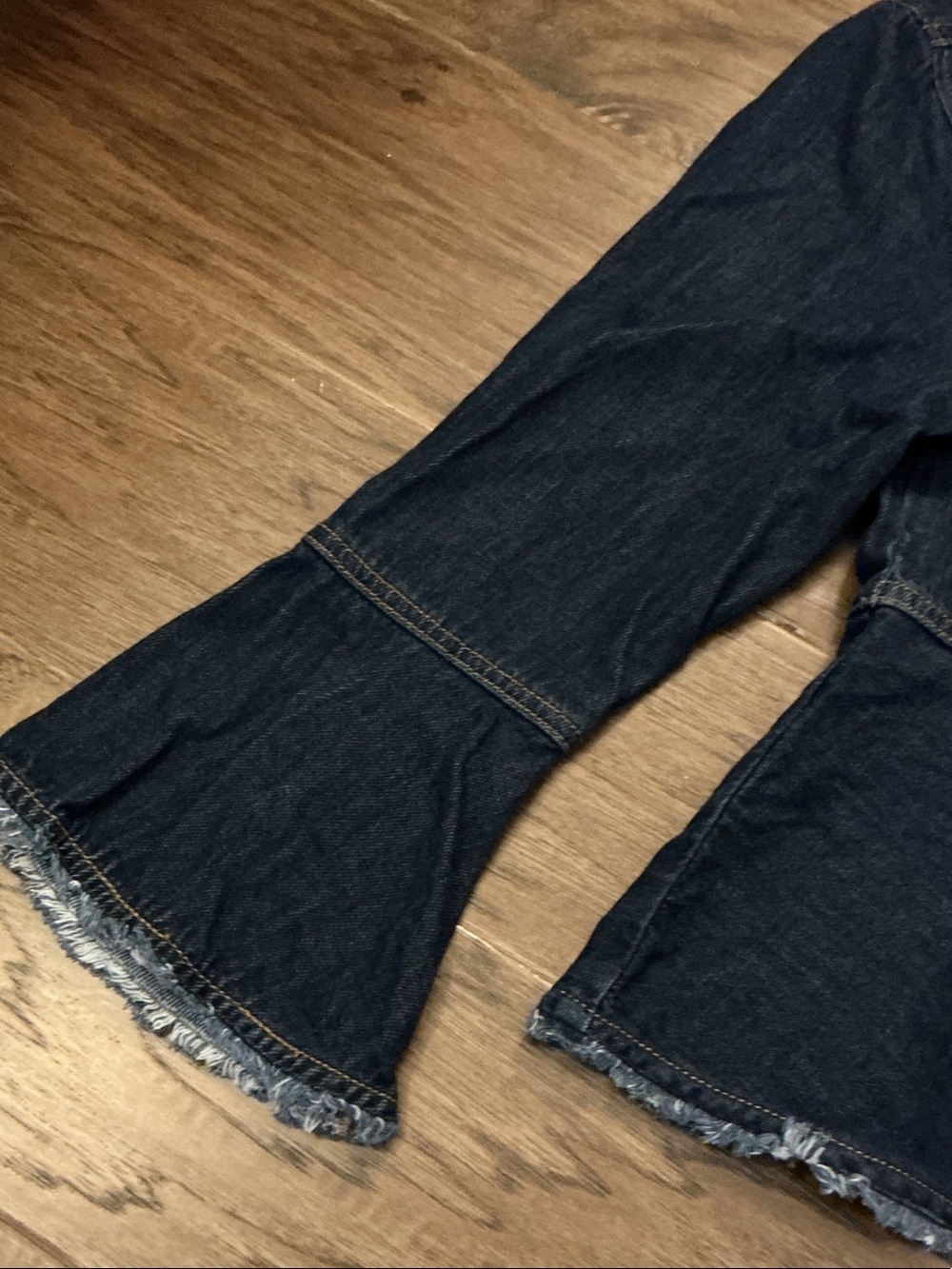Tommy Bahama "Devin" XS Denim Jacket Peplum Hem Bell Sleeve Frayed edges - Picture 5 of 9